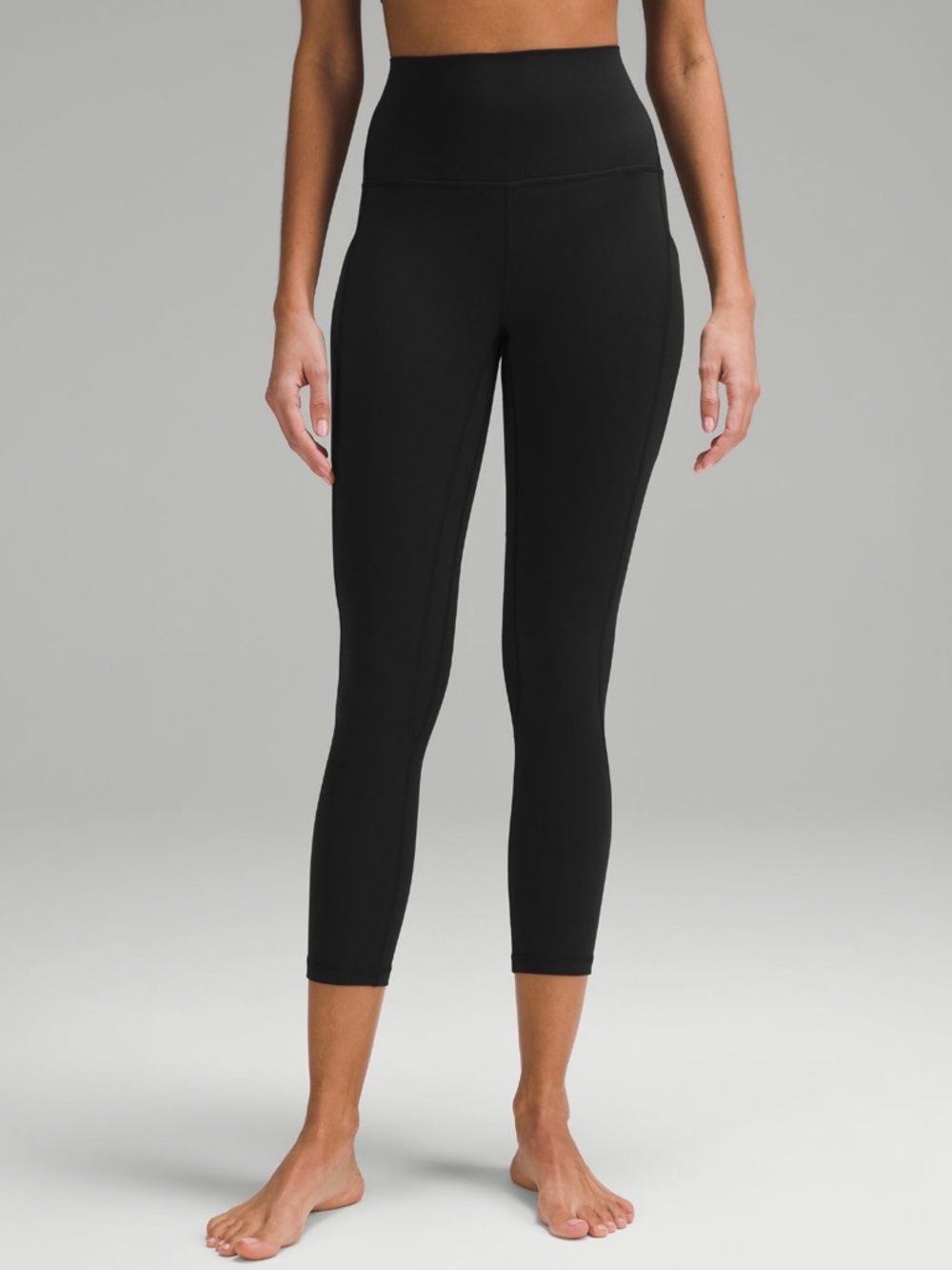 Lululemon Align High Rise 23” Black Leggings with Pockets Size 4